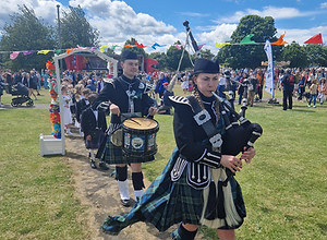 Drum+Drones Bagpiping — wedding band in Perth, perth_and_kinross (photo 3 of 5)