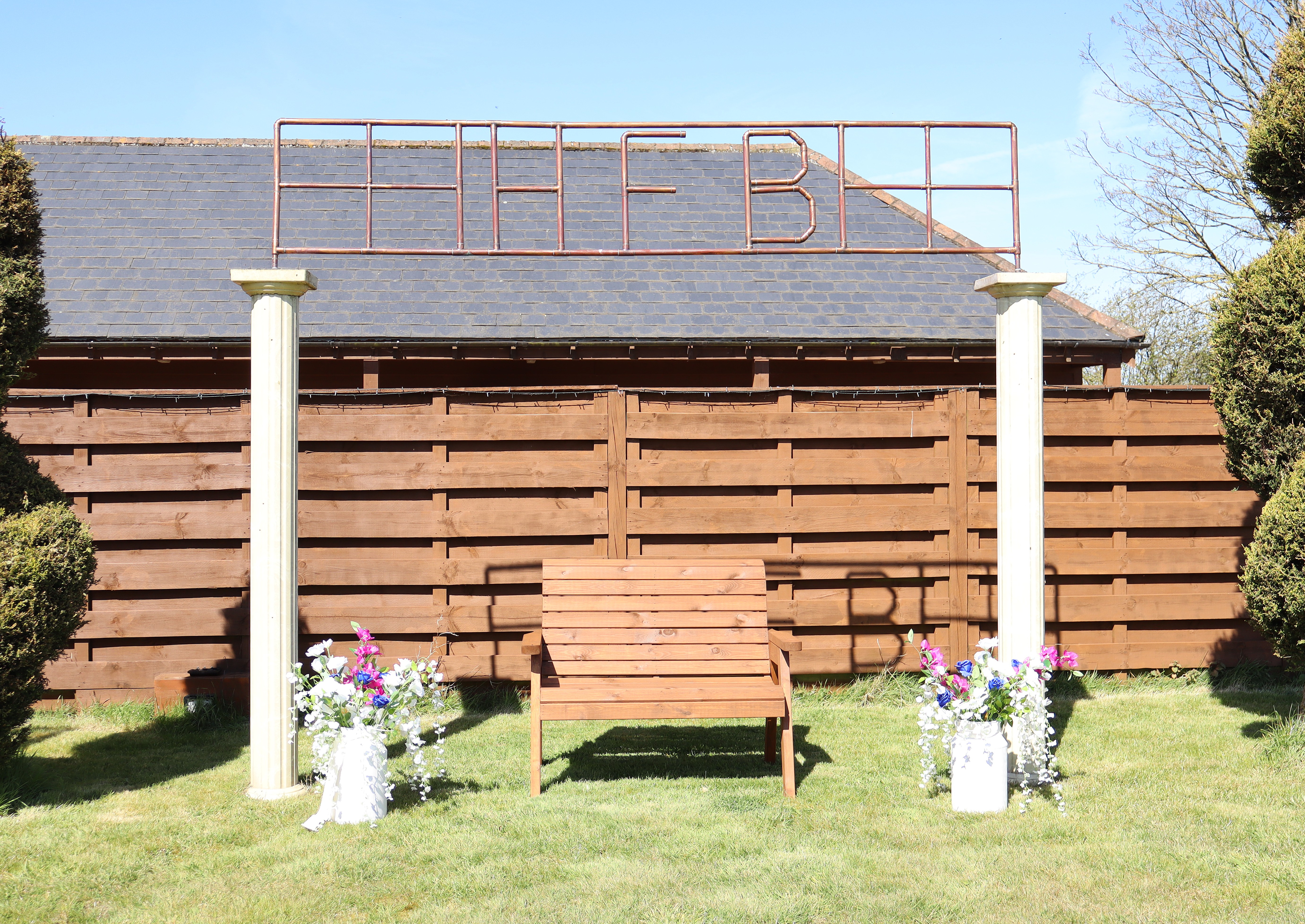 Hoad Farm Venue — wedding venue in Folkestone, kent (photo 3 of 8)