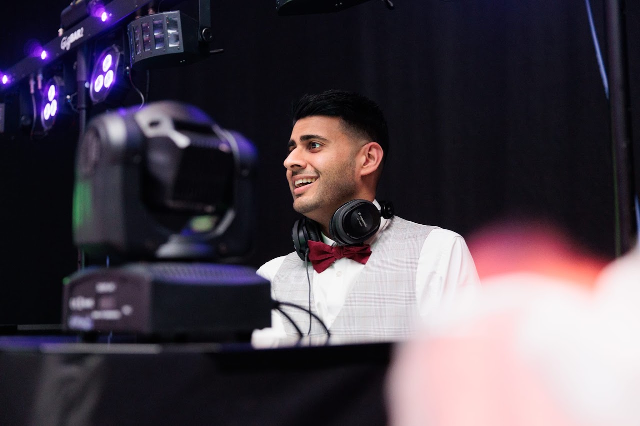 Masti Music — wedding dj in London (photo 3 of 8)