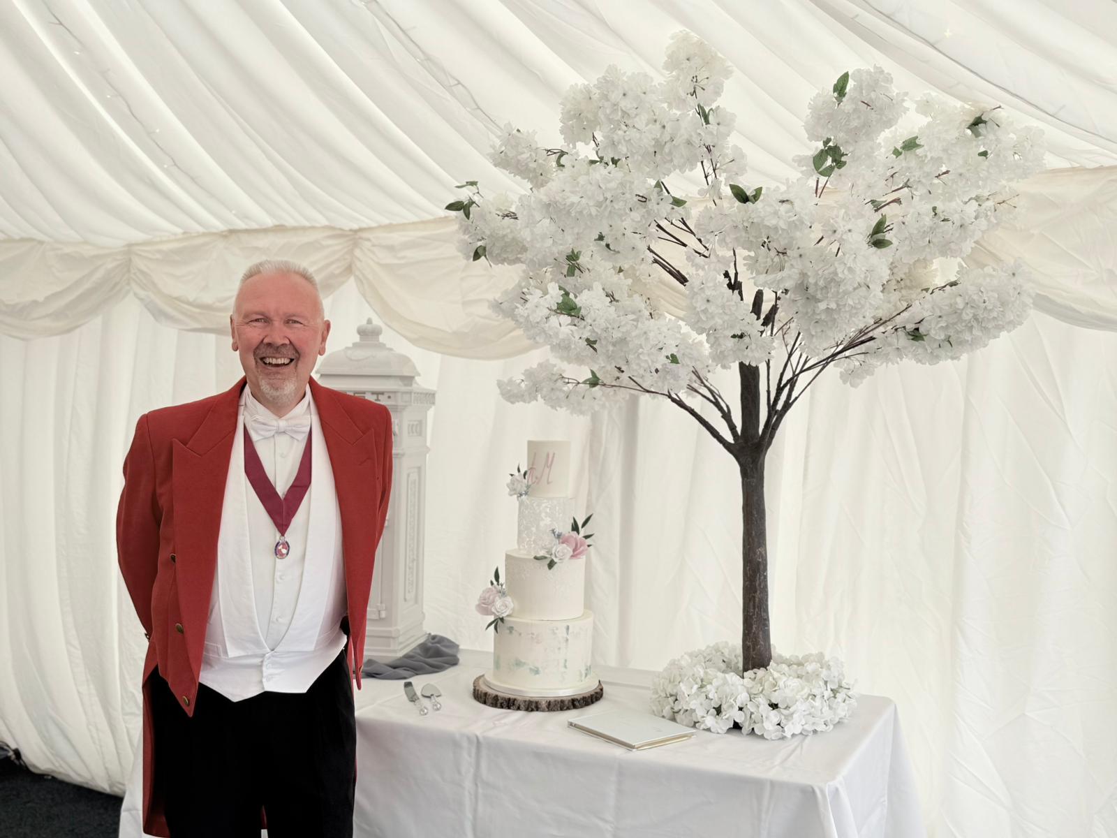 Tim the Toastmaster  — wedding entertainment in Bedford, bedfordshire (photo 2 of 8)