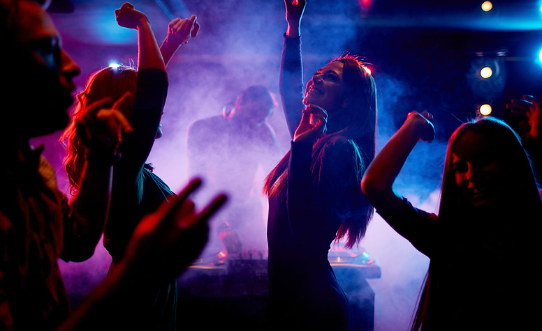 The Party Guys — wedding dj in Shrewsbury, Shropshire (photo 5 of 8)