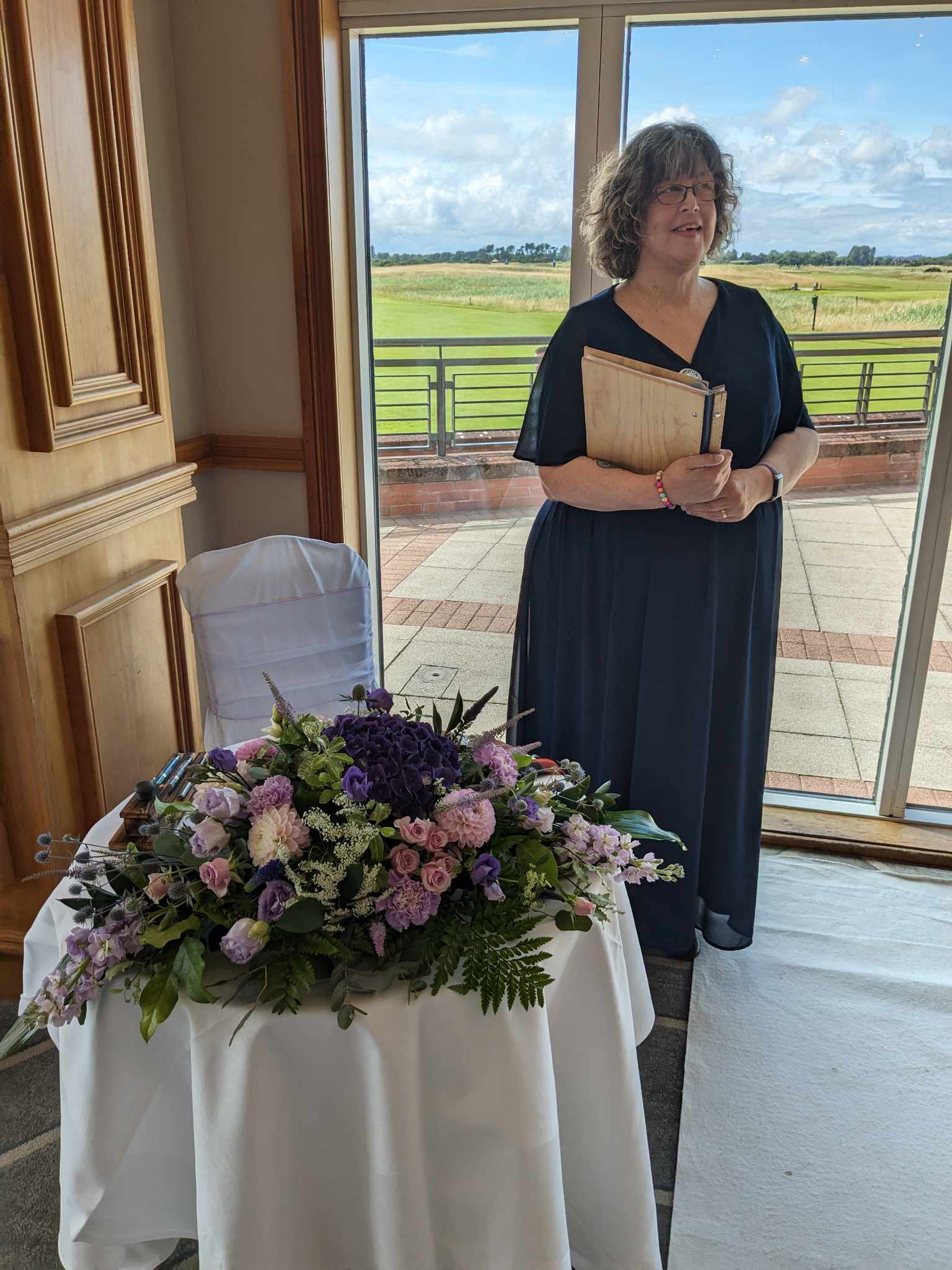 Wildly Sacred — wedding celebrant in dundee and fife, Scotland (photo 7 of 8)