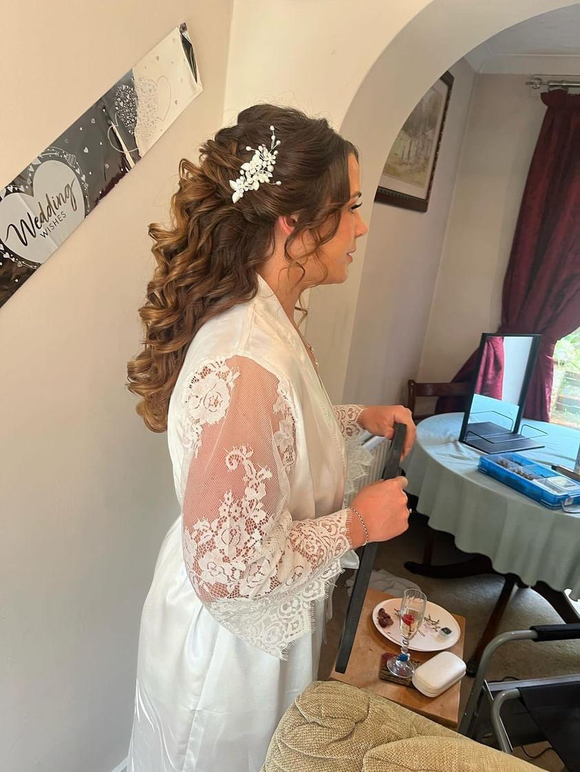 Beckies Bridal Hair — wedding hair makeup in Crawley Down, west_sussex (photo 3 of 8)