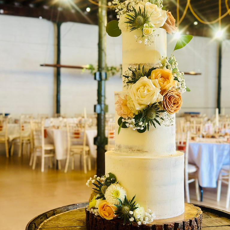 Sweet Little Things — wedding cake in Edinburgh, edinburgh (photo 5 of 8)