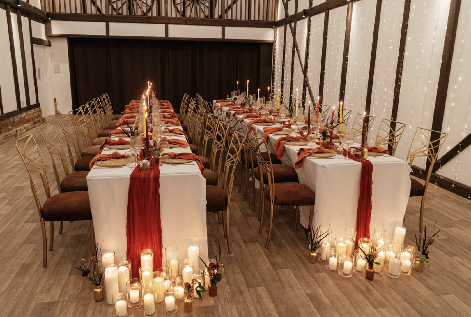 Tudor Barn — Minstrel Court, Cambridge, cambridgeshire