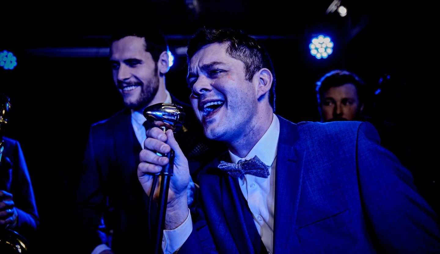 Frankly Jazz — wedding band in Leeds, Yorkshire (photo 5 of 6)
