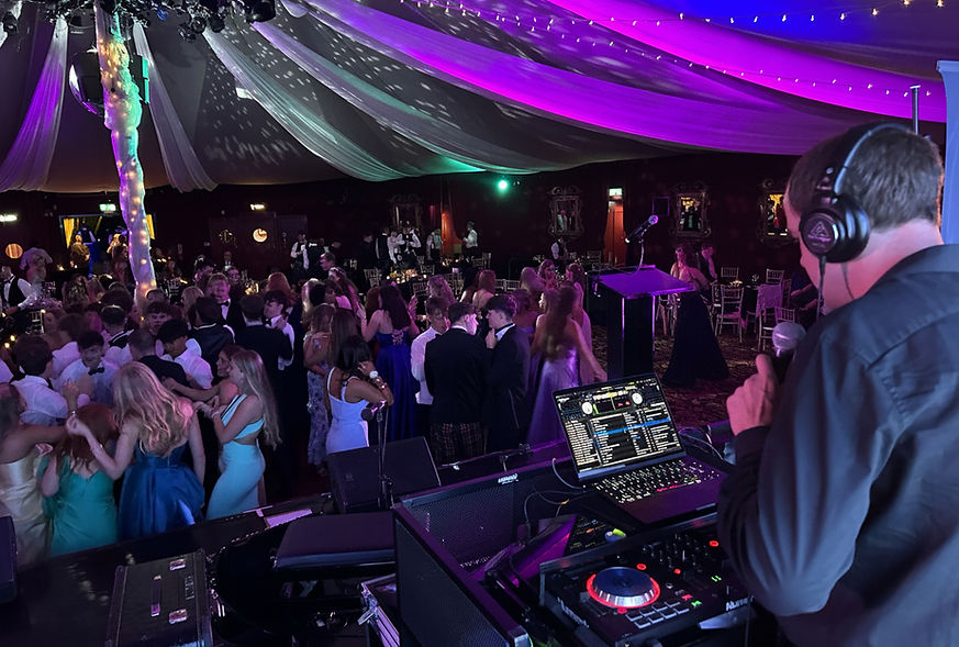 HotScotch Ceilidh Band - wedding band in Edinburgh, edinburgh (photo 7 of 8)