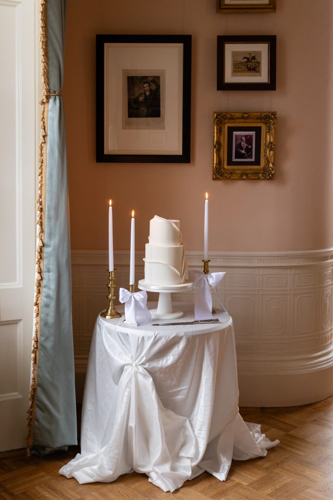 Beth bakes — wedding cake in Oswestry, shropshire (photo 2 of 8)