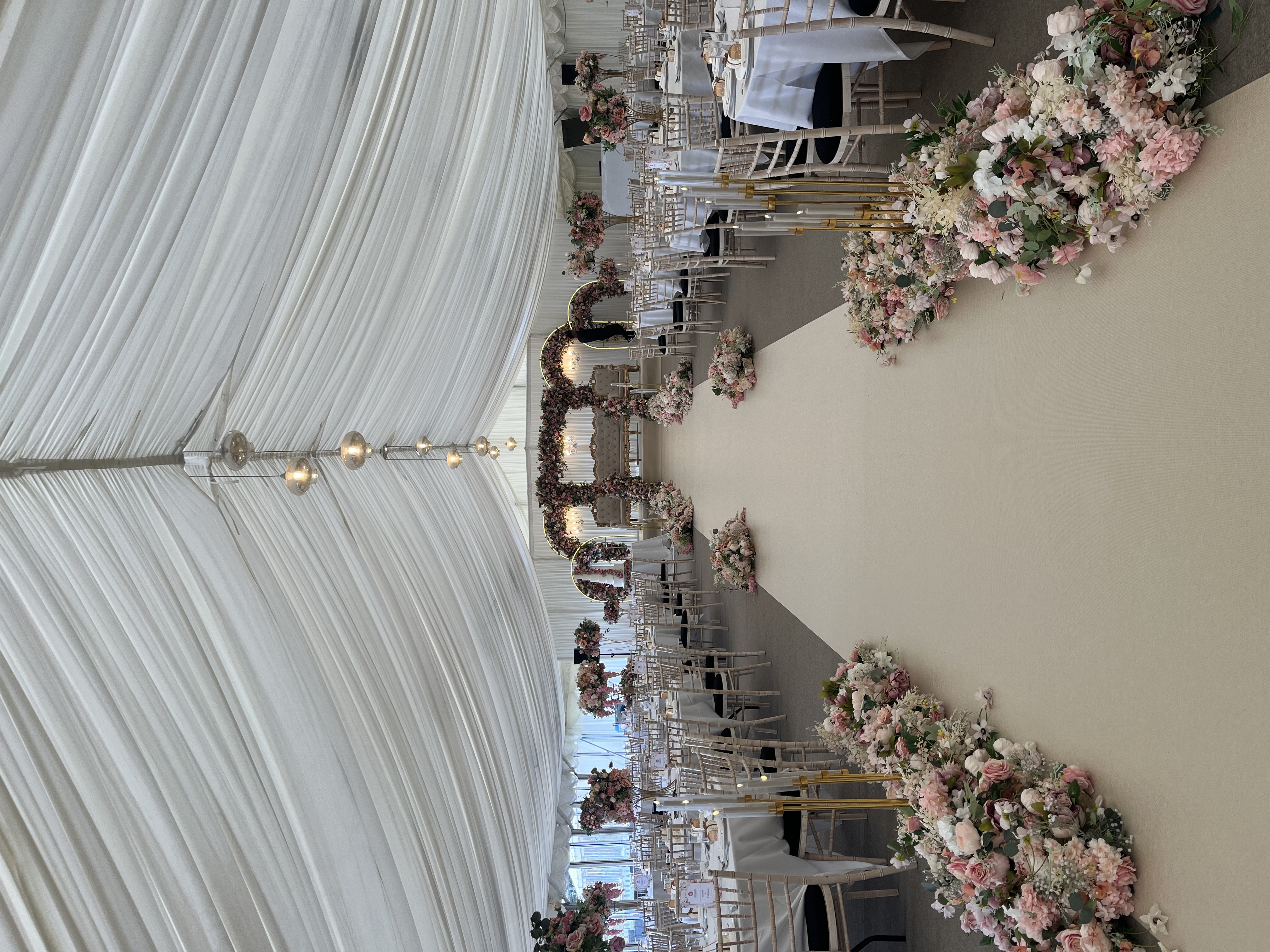 Chelmsford City Racecourse — wedding venue in Chelmsford, essex (photo 2 of 8)