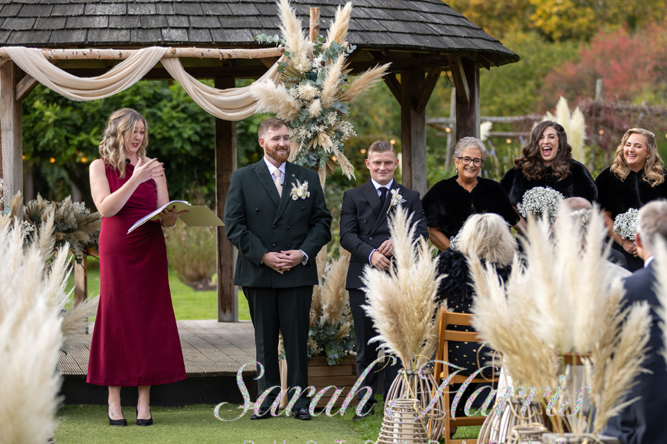 Higher Love Ceremonies — wedding celebrant in Erith , greater_london (photo 5 of 8)