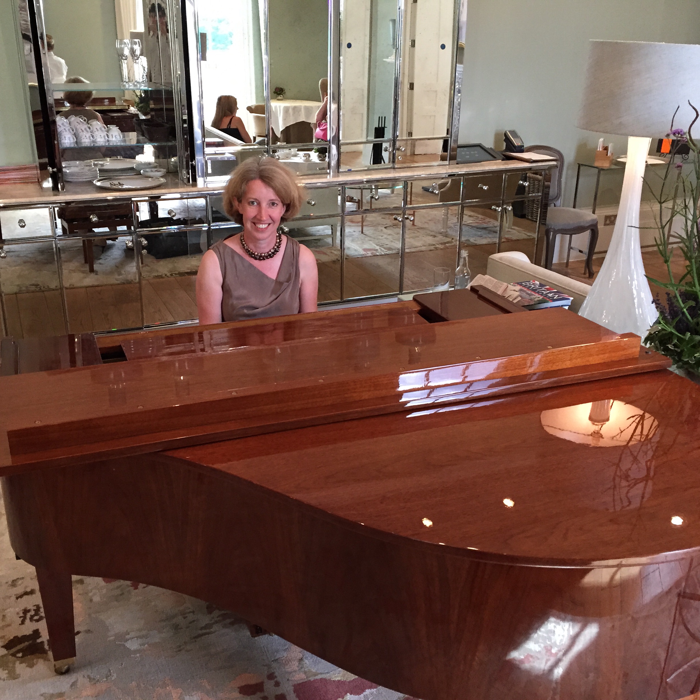 Sandra Lambert (Piano Perfection) - Wedding Pianist — wedding music in Farnham, surrey (photo 6 of 8)