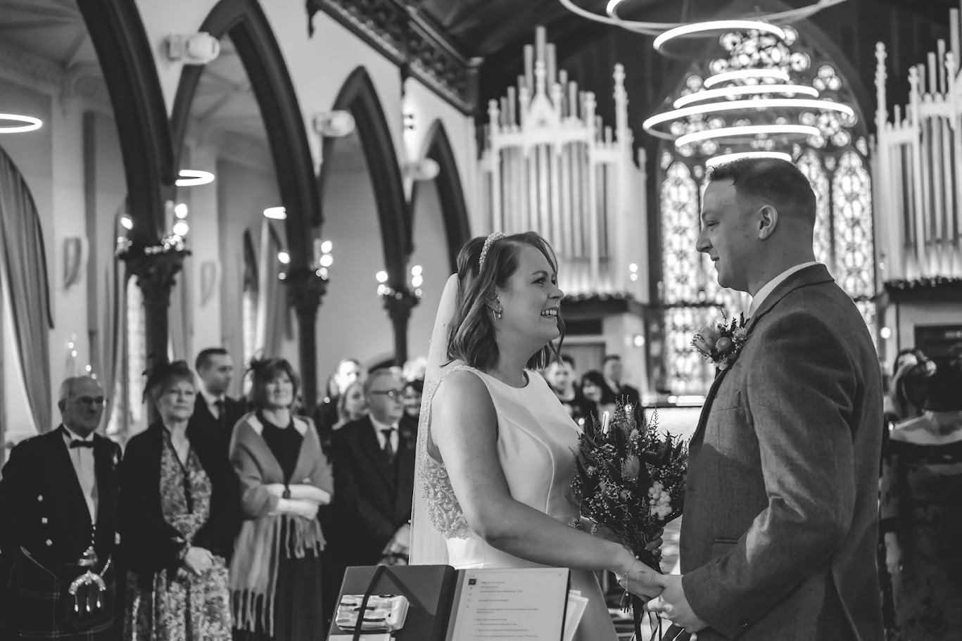 The Celebrant Angel — wedding celebrant in UK (photo 5 of 8)