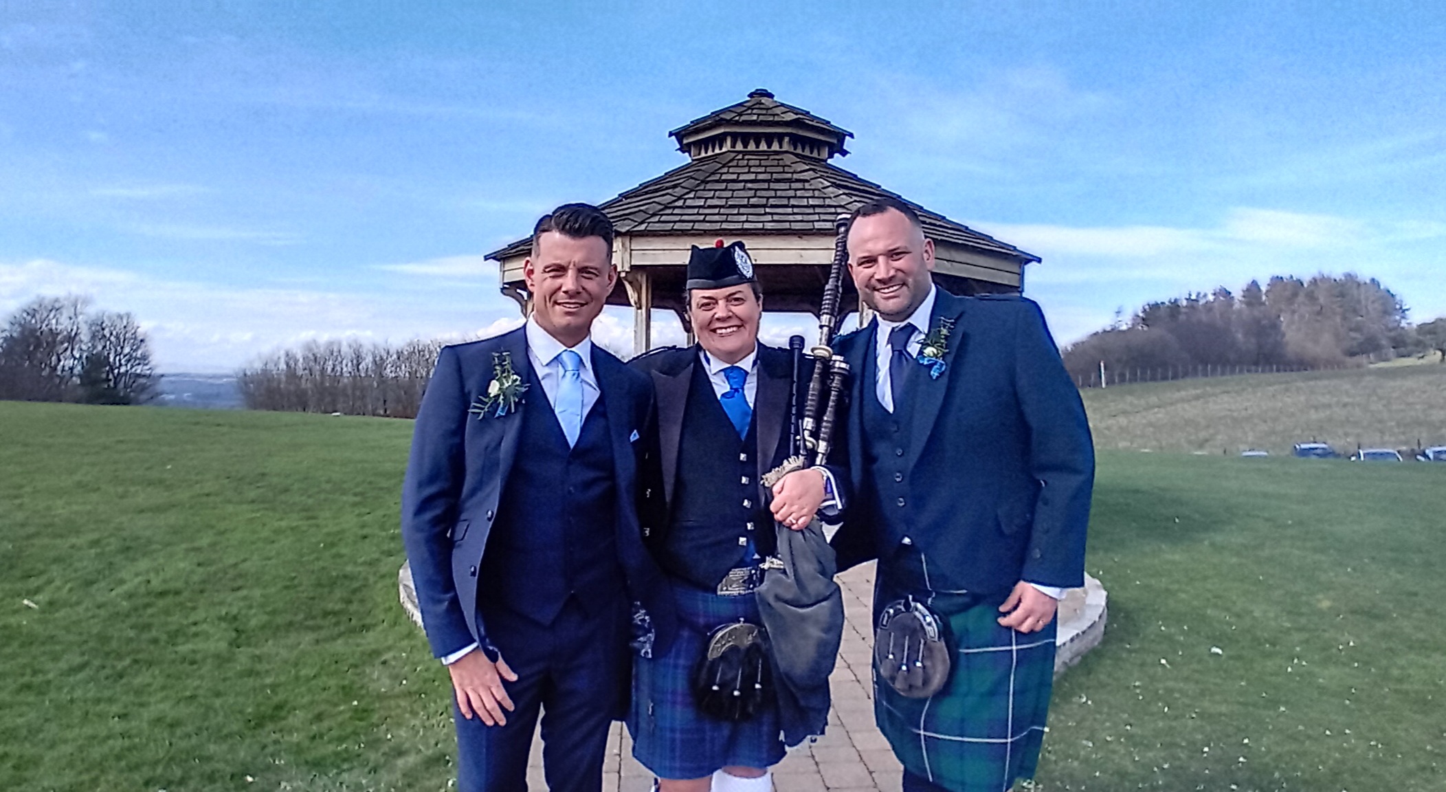 Pipers for Weddings  — wedding music in Airdrie (photo 7 of 7)